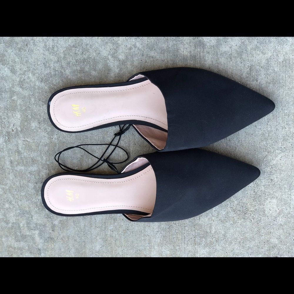 H&M pointy flats